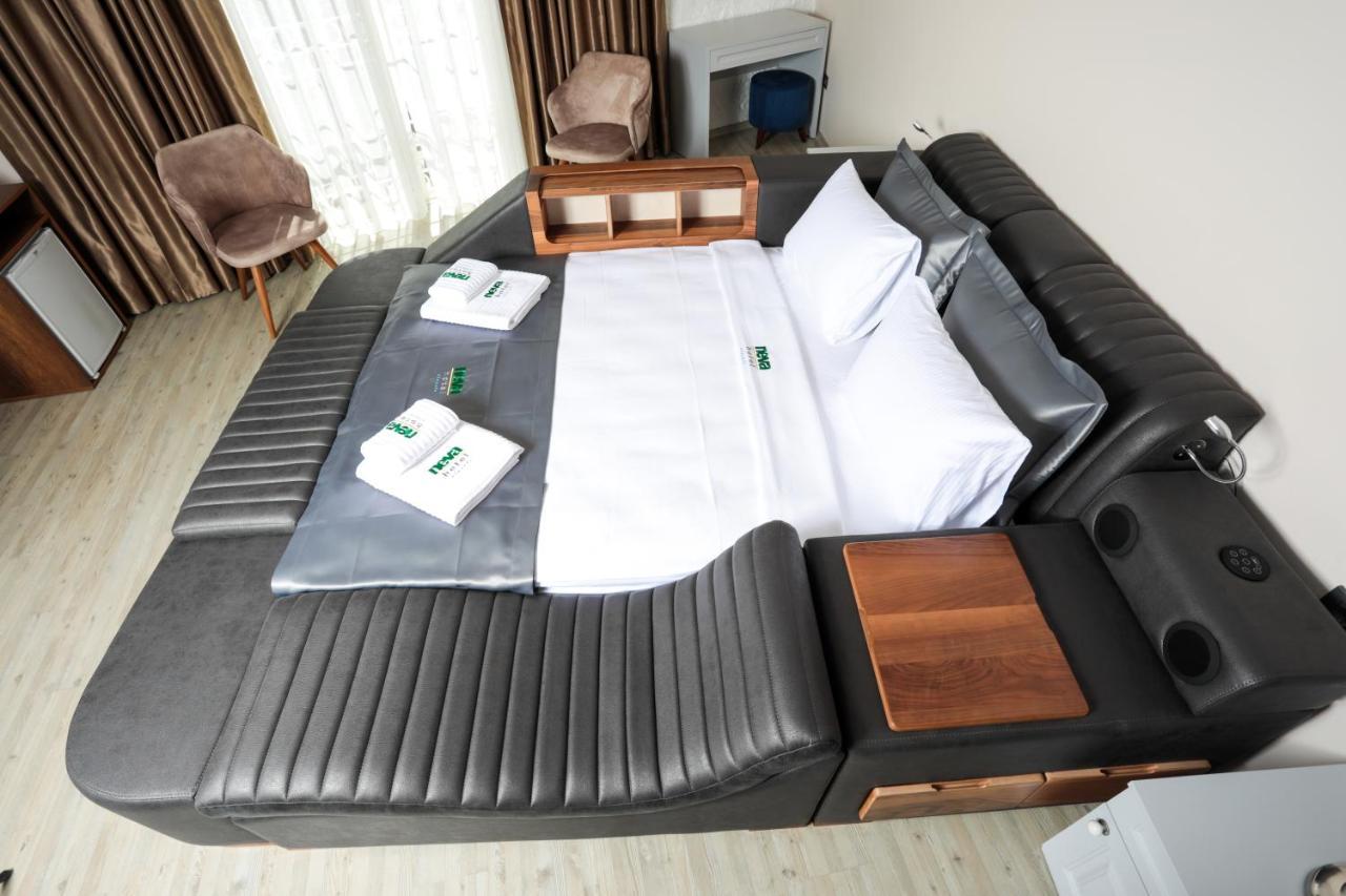 Neva Hotel Alaçatı Luaran gambar