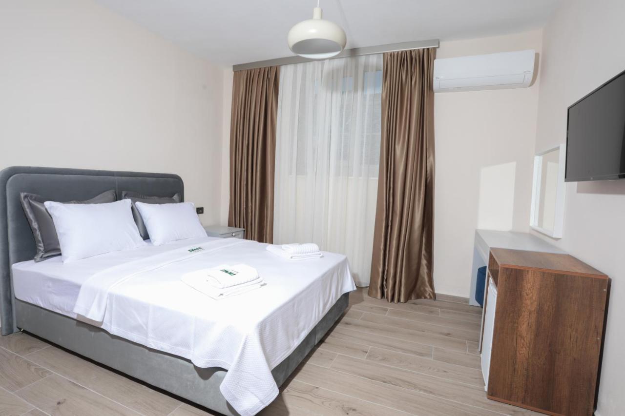 Neva Hotel Alaçatı Luaran gambar