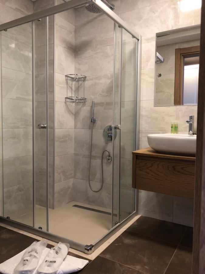 Neva Hotel Alaçatı Luaran gambar
