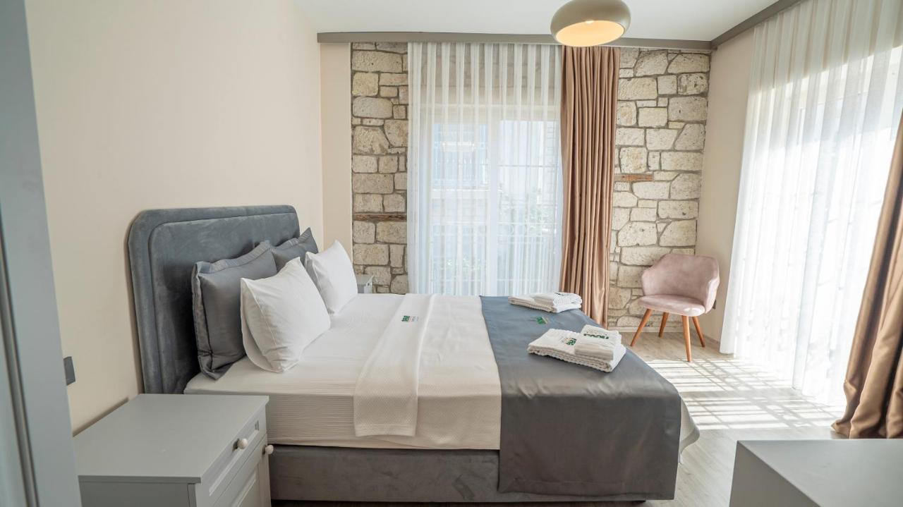Neva Hotel Alaçatı Luaran gambar
