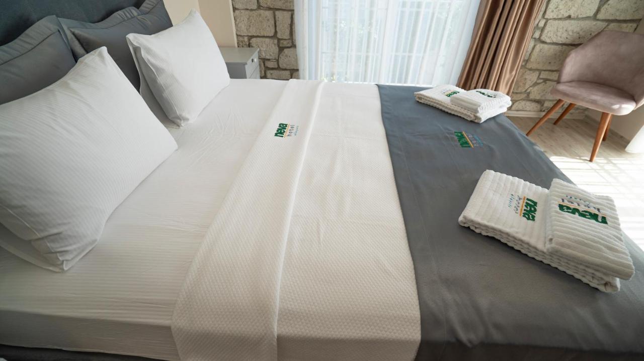 Neva Hotel Alaçatı Luaran gambar