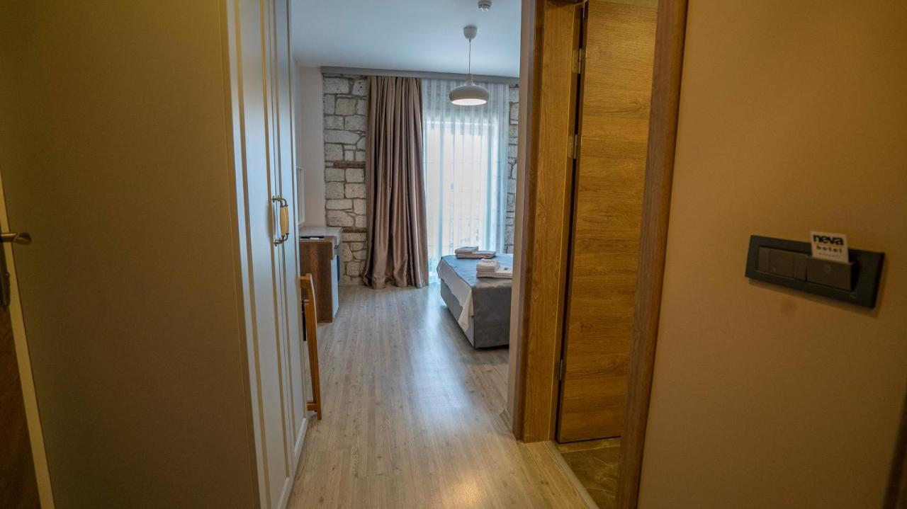 Neva Hotel Alaçatı Luaran gambar